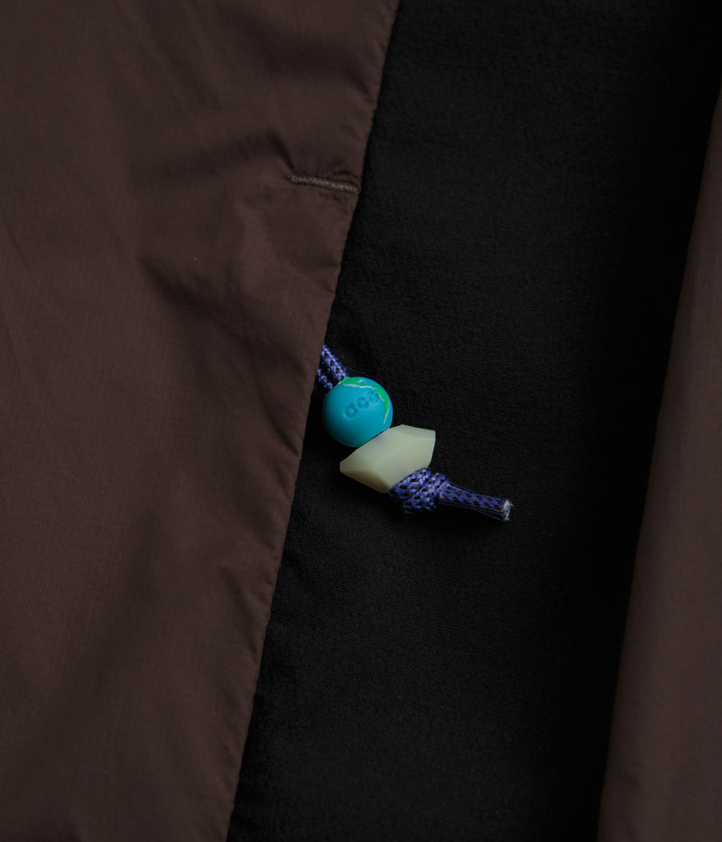 Nike ACG Sierra Light Jacket in Baroque Brown and Black / Summit White
