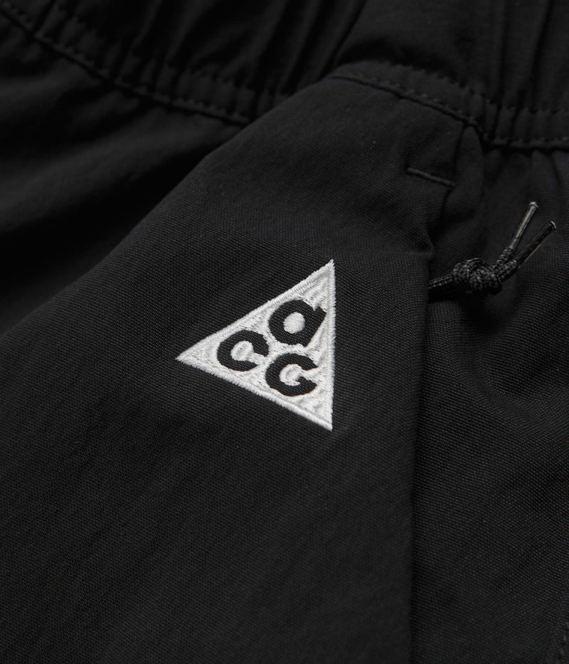 Nike ACG Smith Summit Cargo Pants in Black and Anthracite / Summit White