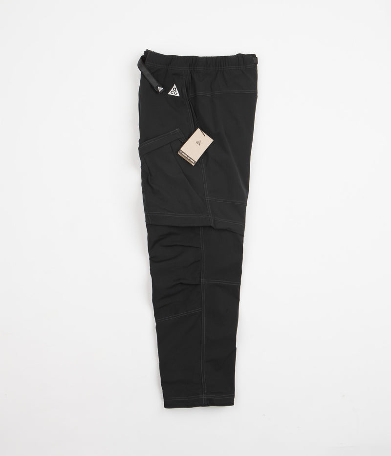 Nike ACG Smith Summit Cargo Pants in Black and Black / Black / Summit White