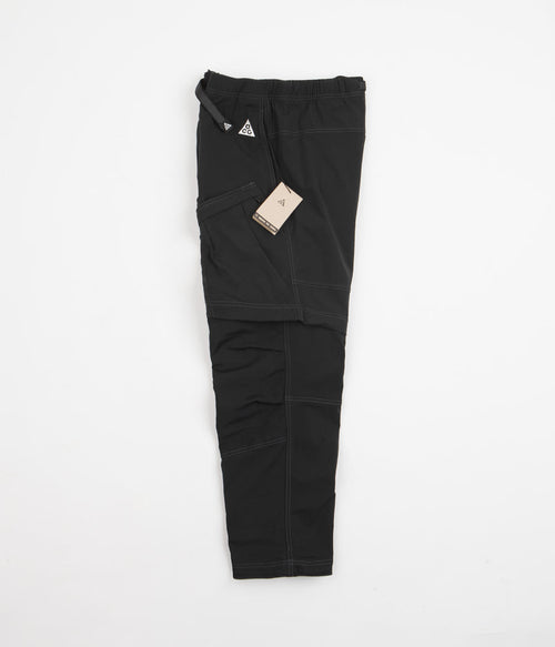 Nike ACG Smith Summit Cargo Pants in Black and Black / Black / Summit White