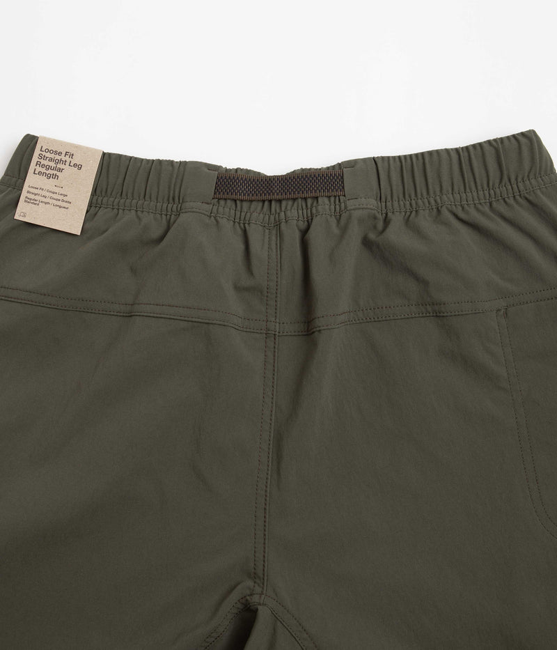 Nike ACG Smith Summit Cargo Pants in Cargo Khaki and Black / Summit White