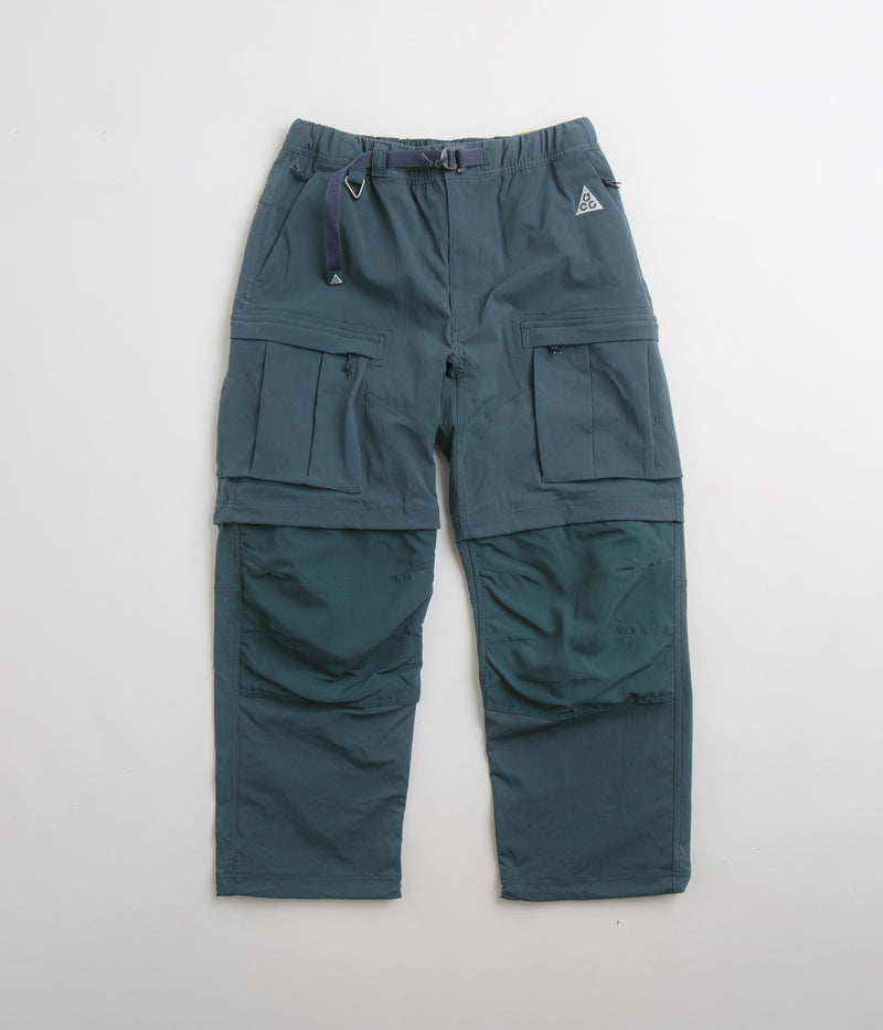 Nike ACG Smith Summit Cargo Pants in Deep Jungle and Purple Ink / Summit White