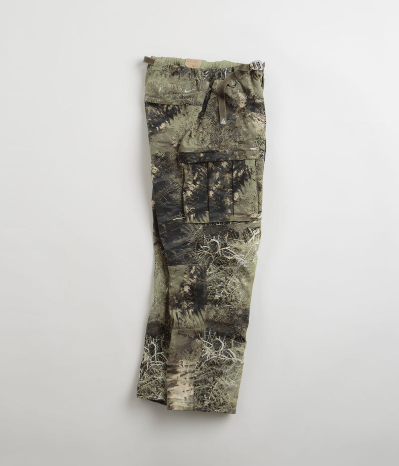 Nike ACG Smith Summit Cargo Pants in Oil Green and Medium Olive / Reflective Silv