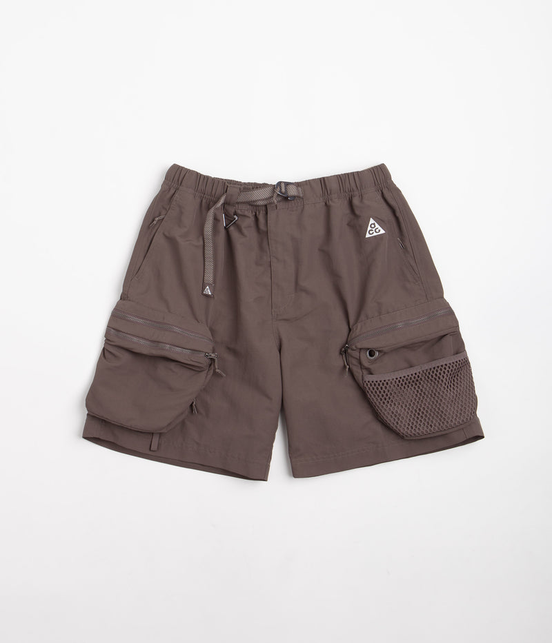 Nike ACG Snowgrass Cargo Shorts in Ironstone and Moon Fossil / Summit White
