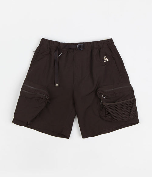 Nike ACG Snowgrass Cargo Shorts in Velvet Brown and Black / Sanddrift