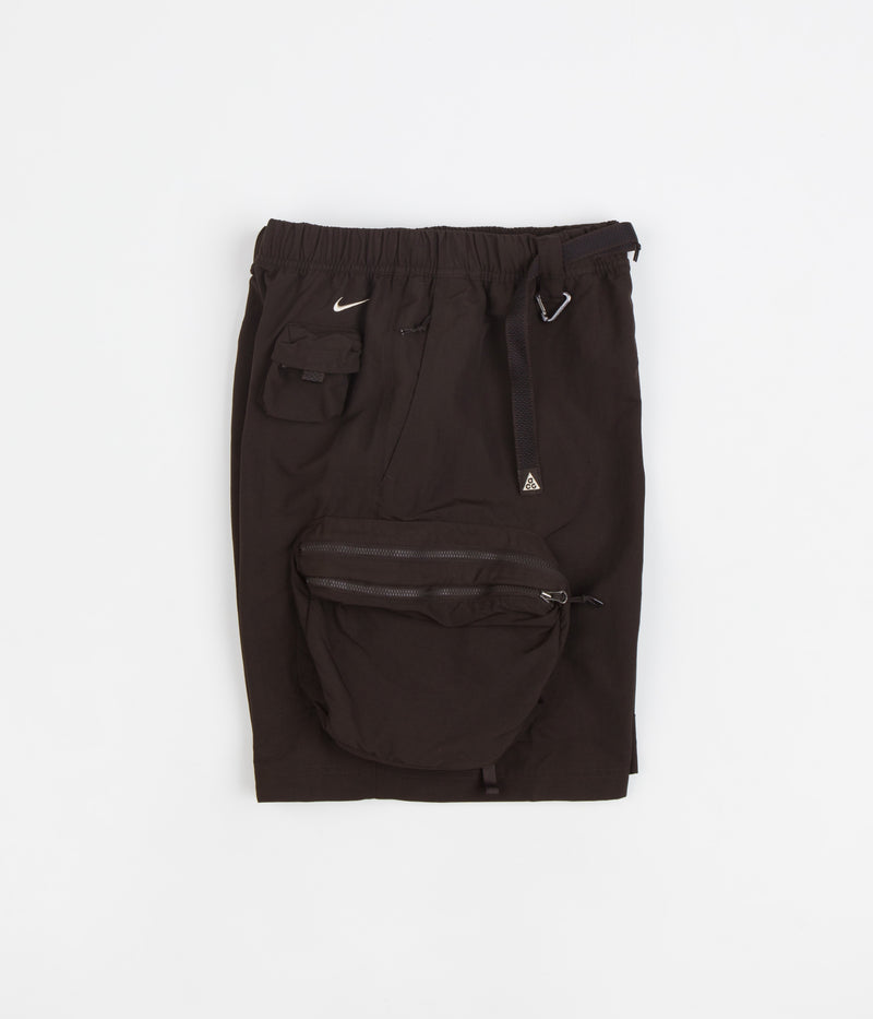 Nike ACG Snowgrass Cargo Shorts in Velvet Brown and Black / Sanddrift