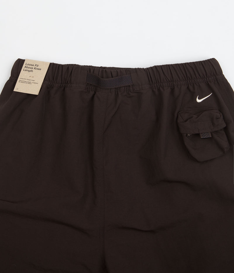 Nike ACG Snowgrass Cargo Shorts in Velvet Brown and Black / Sanddrift