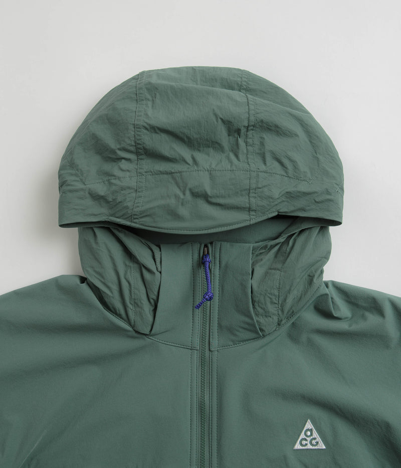Nike ACG Sun Farer Jacket in Bicoastal and Vintage Green / Summit White