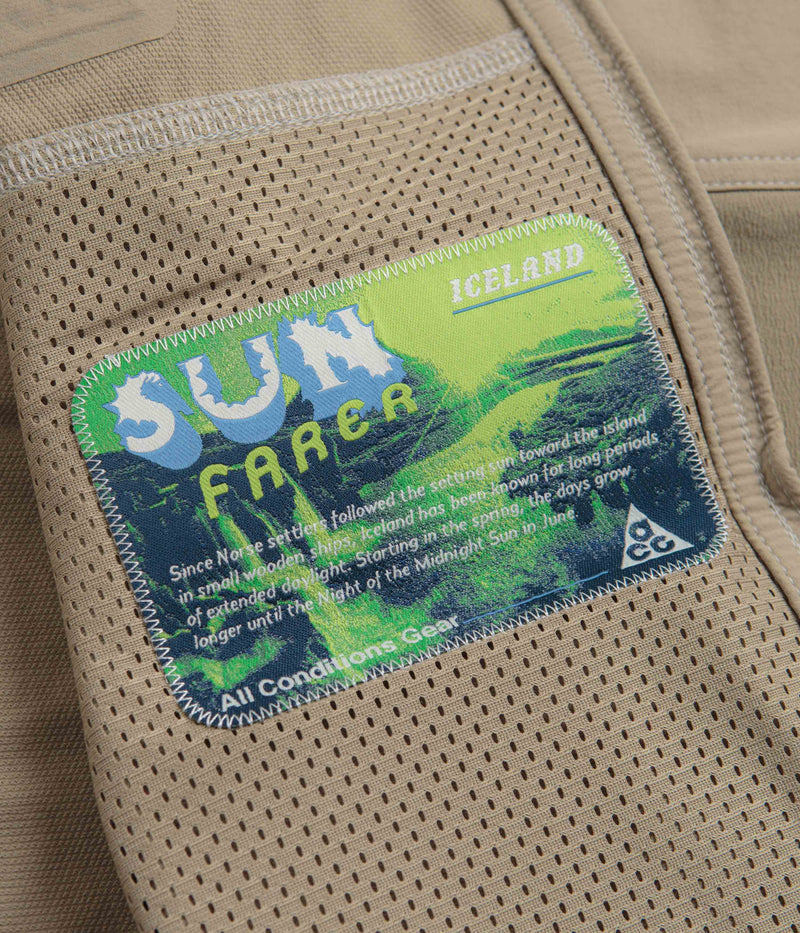 Nike ACG Sun Farer Jacket in Khaki and Khaki / Summit White