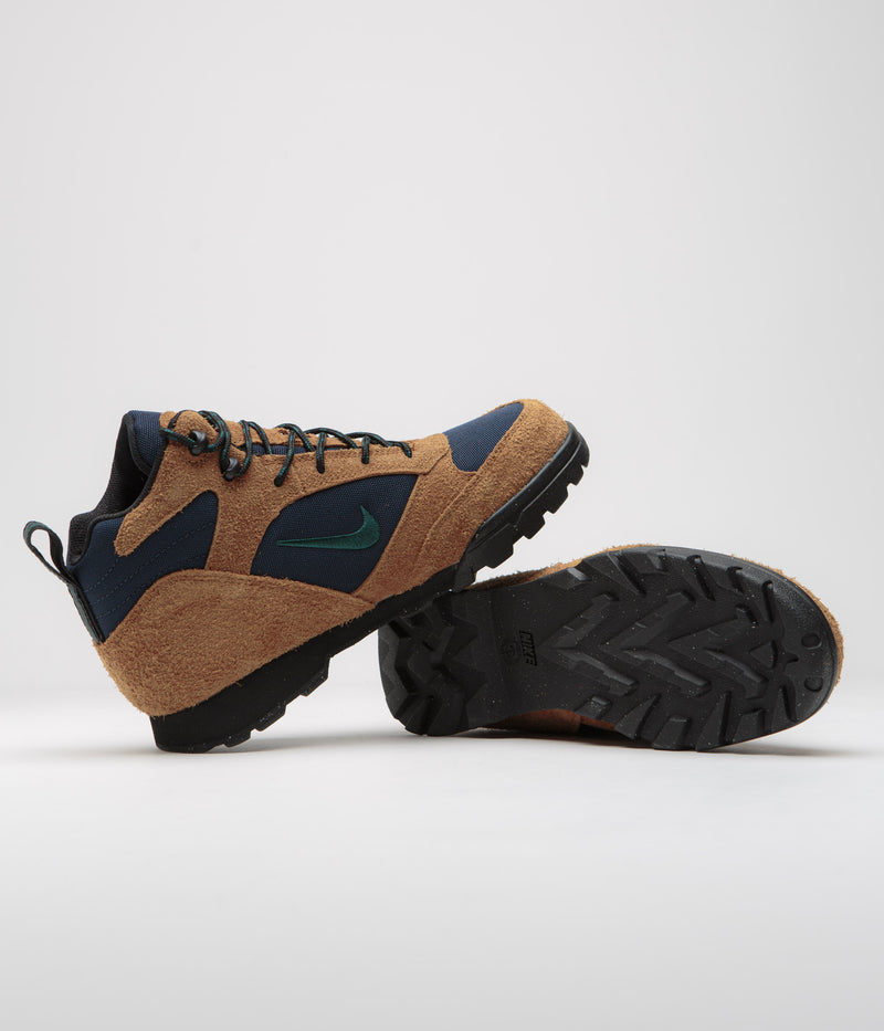 Nike ACG Torre Mid Waterproof Shoes in Burnt Sienna and Dark Atomic Teal
