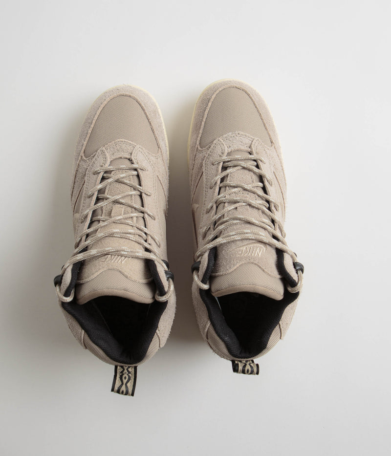 Nike ACG Torre Mid Waterproof Shoes in Khaki and Khaki and Coconut Milk - Black