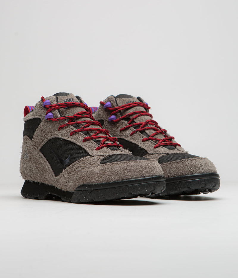 Nike ACG Torre Mid Waterproof Shoes in Olive Grey and Black and Off Noir - Varsity Red