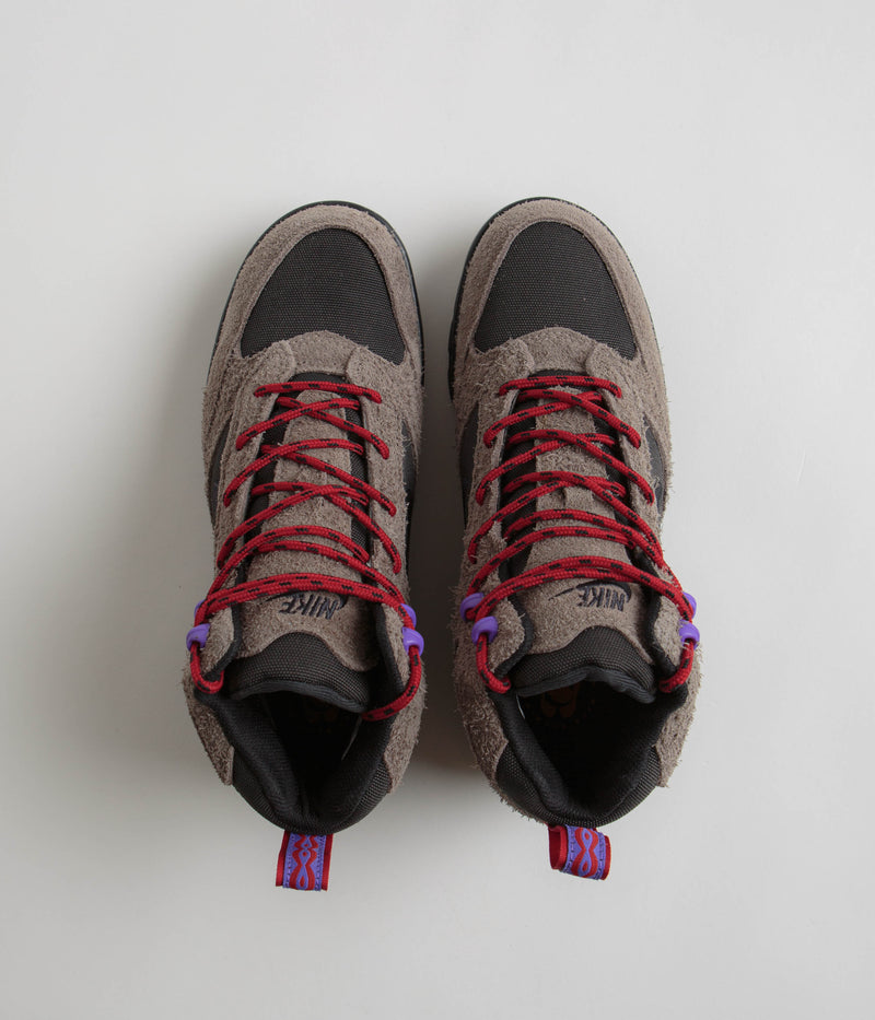 Nike ACG Torre Mid Waterproof Shoes in Olive Grey and Black and Off Noir - Varsity Red