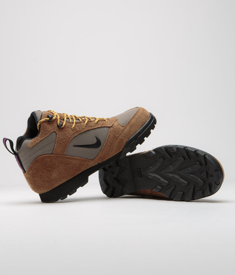 Nike ACG Torre Mid Waterproof Shoes in Pecan and Black and Olive Grey - Red Plum
