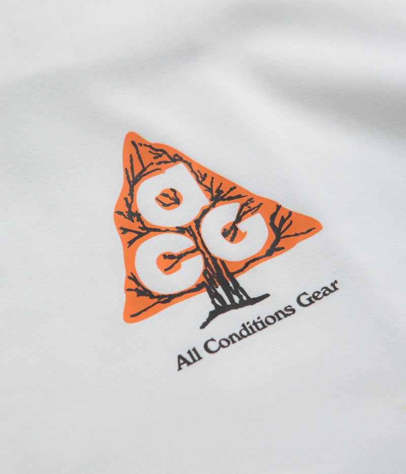 Nike ACG Wildwood T-Shirt in Summit White