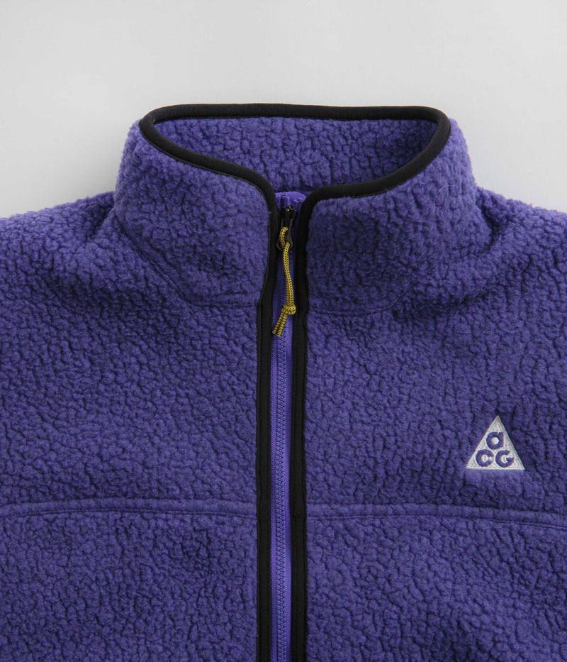 Nike ACG Womens Arctic Wolf Fleece Vest in Persian Violet and Black / Summit White