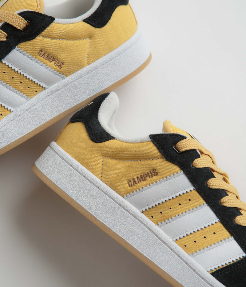 Adidas Campus 00s Shoes in Oat and FTWR White / Core Black