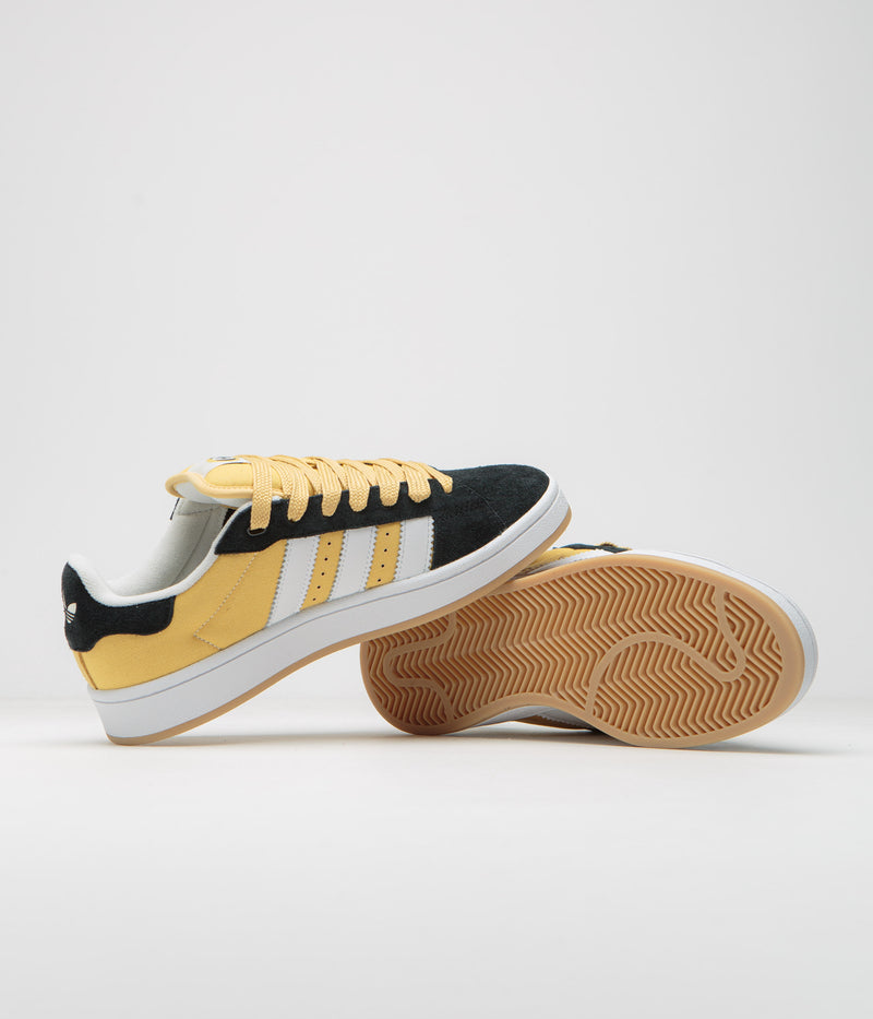 Adidas Campus 00s Shoes in Oat and FTWR White / Core Black