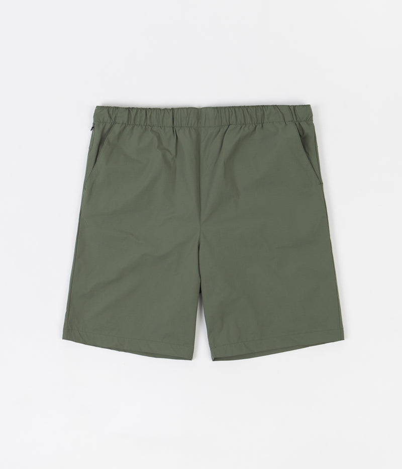 Carhartt Hurst Shorts in Dollar Green