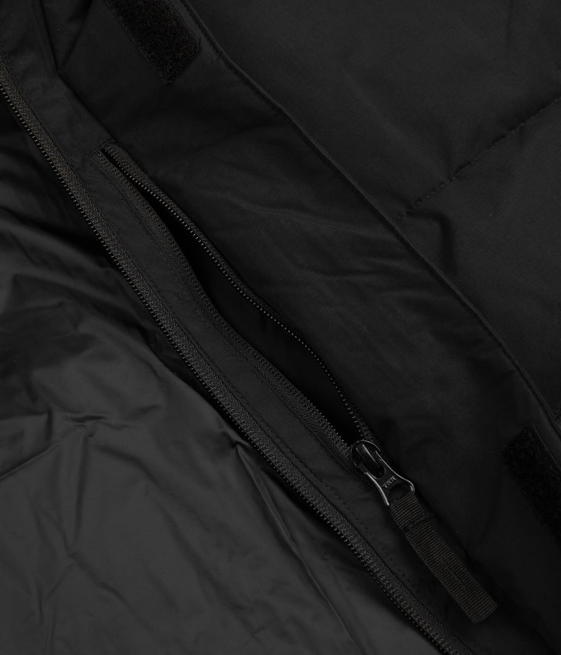 Carhartt Munro Jacket in Black