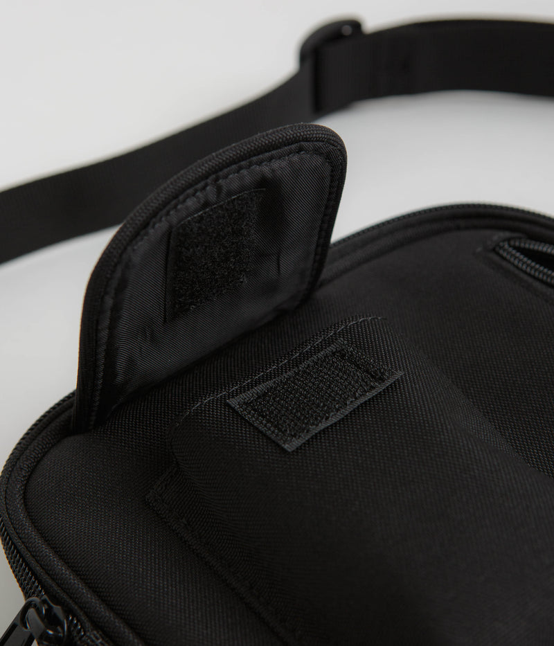 Carhartt Small Essentials Bag in Black