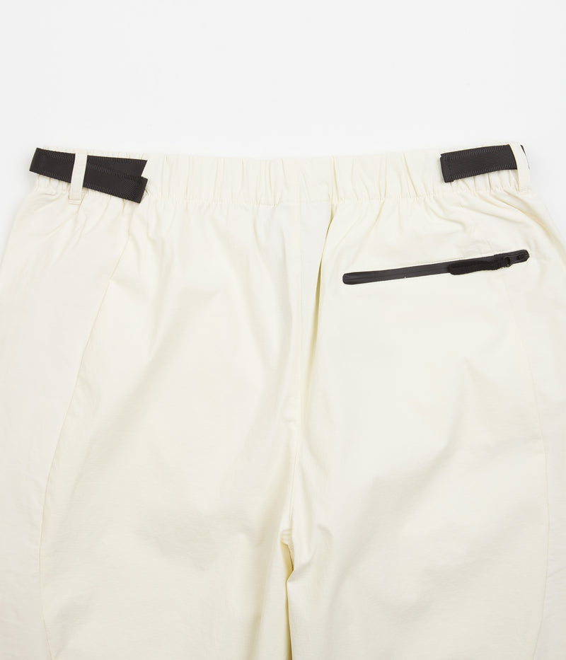 Carrier Goods Blocked Hiking Pants in Sylvan Green