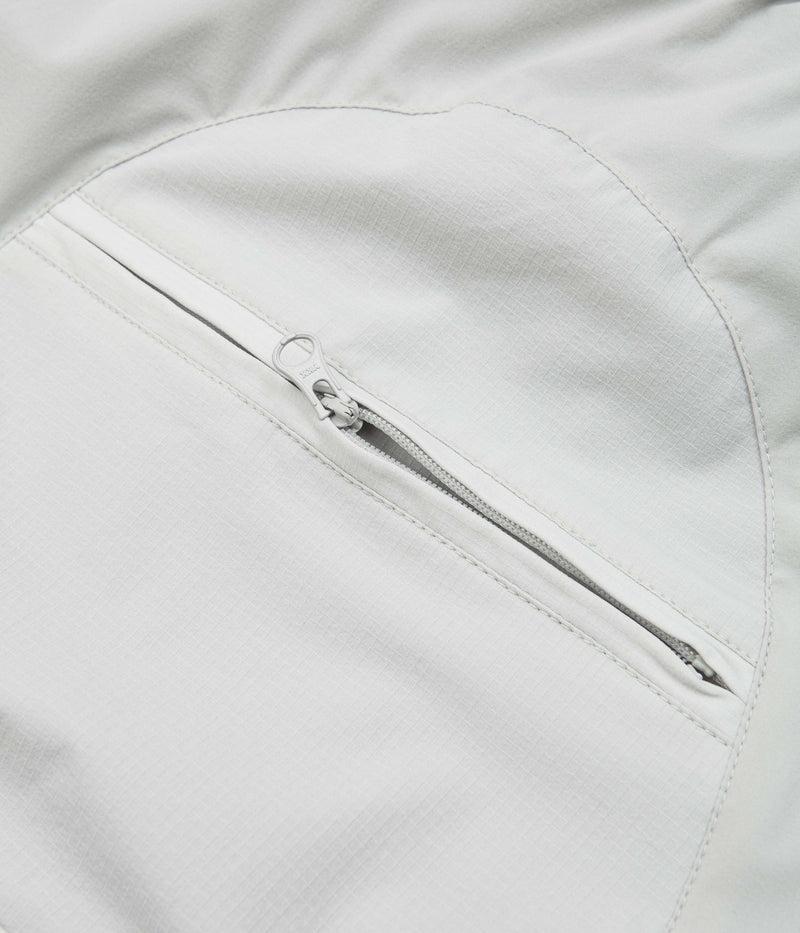 Carrier Goods Expedition Shorts in Celadon Tint