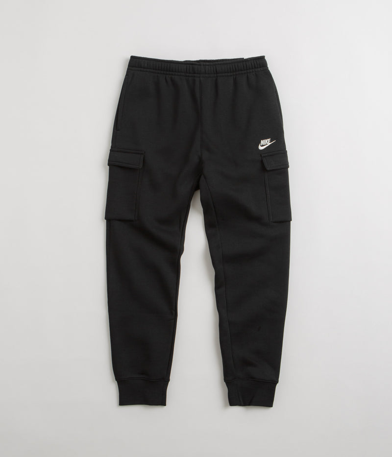 Nike Club Fleece Cargo Joggers in Black and Black / White