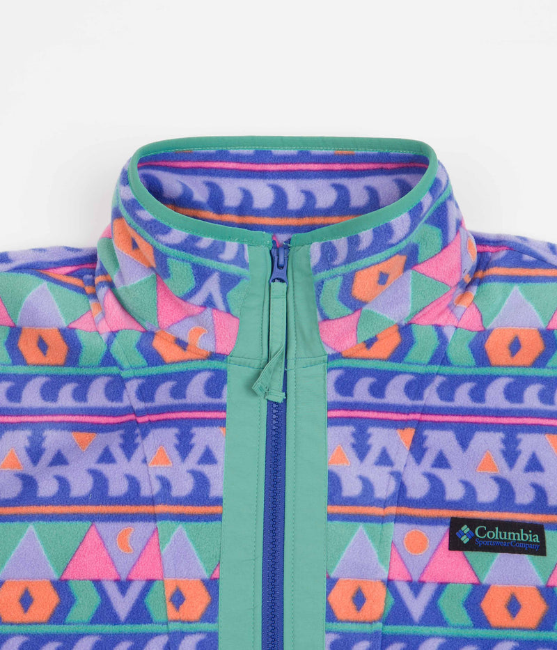 Columbia Back Bowl Lightweight Fleece in Purple Lotus Camp Blanket and Bright Aqua