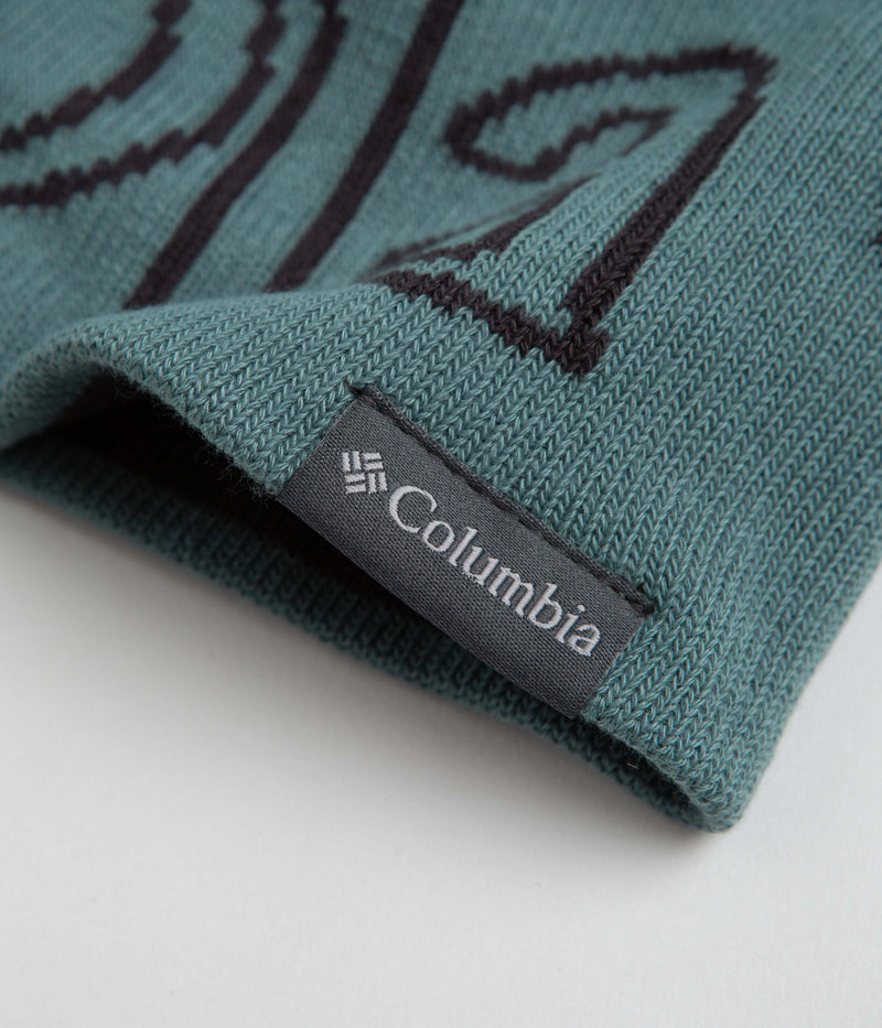 Columbia Belay Butte Beanie in Metal and Shark