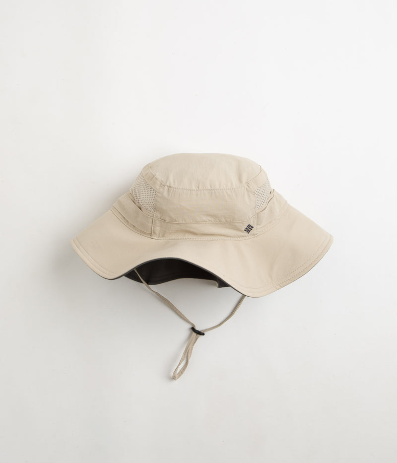 Columbia Bora Bora Booney Hat in Fossil