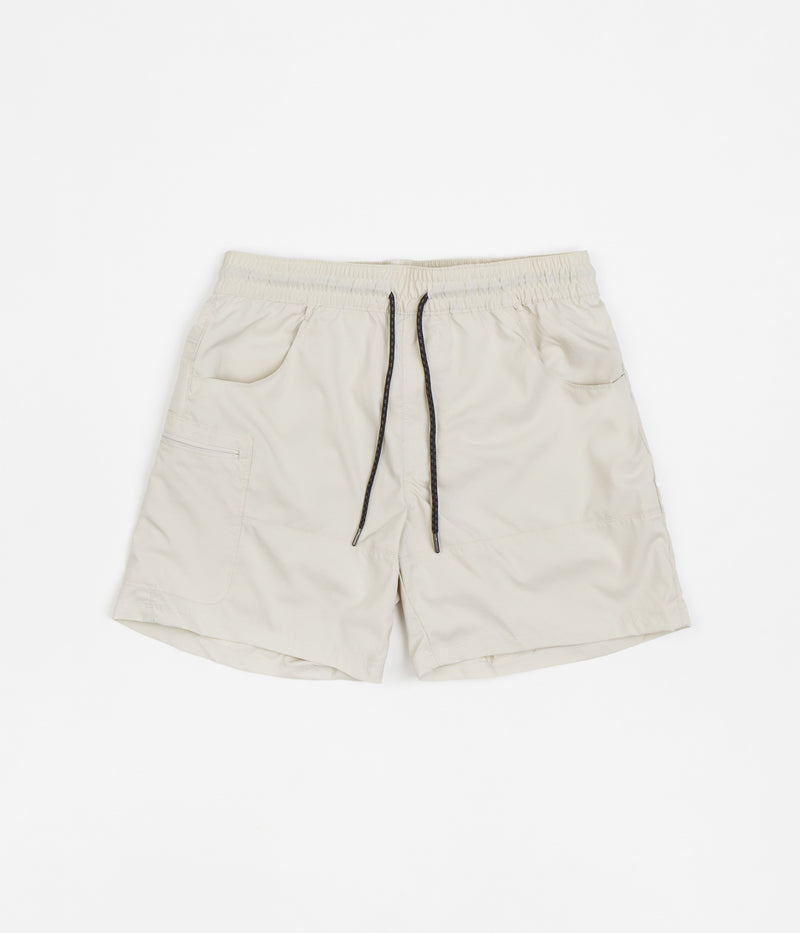 Columbia Coral Ridge Shorts in Dark Stone