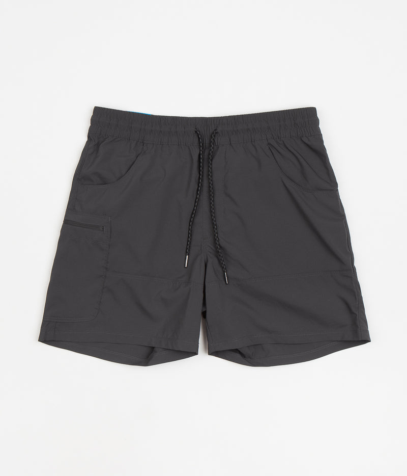 Columbia Coral Ridge Shorts in Shark