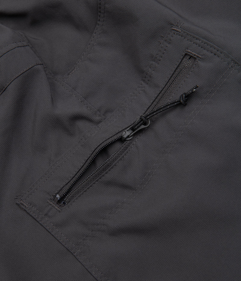 Columbia Coral Ridge Shorts in Shark