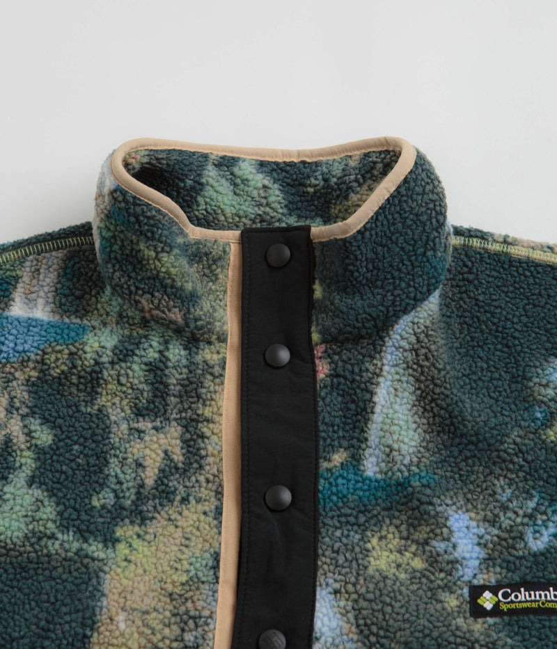 Columbia Helvetia Half Snap Fleece in Napa Green Chasing Falls Print and Black