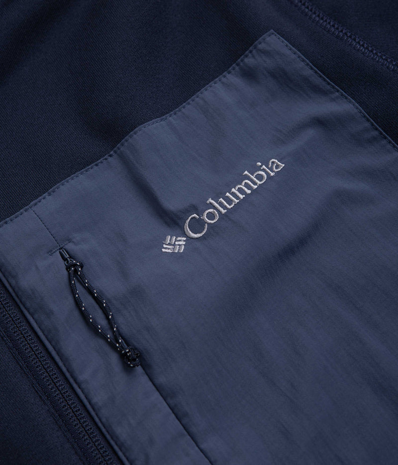 Columbia Hike Half Zip Fleece in Collegiate Navy and Dark Mountain