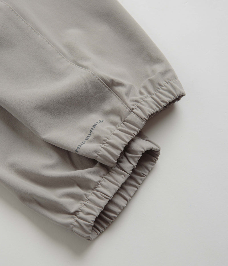 Columbia Hike Joggers in Flint Grey
