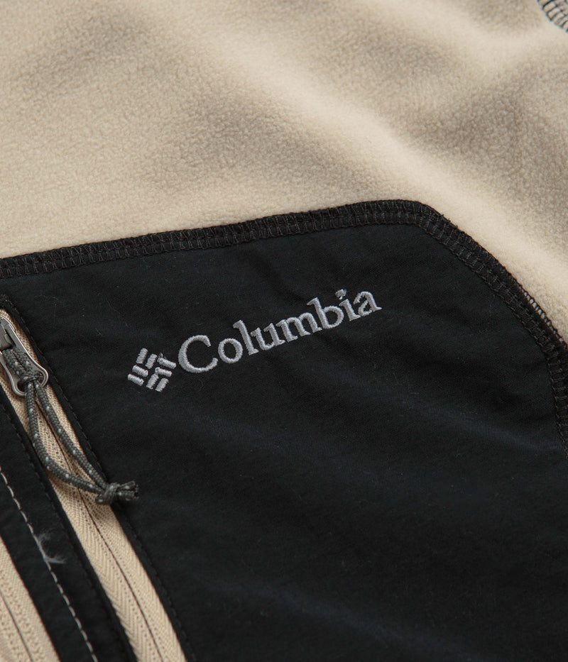 Columbia Klamath Range Full Zip Fleece in Ancient Fossil and Black