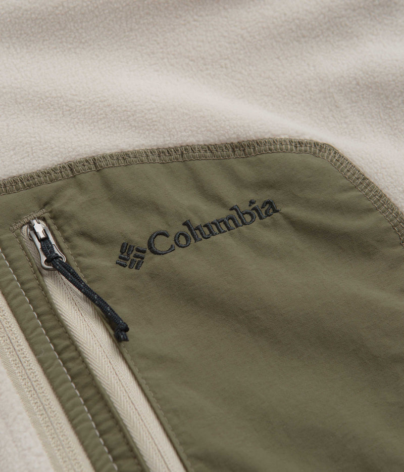 Columbia Klamath Range Full Zip Fleece in Dark Stone and Stone Green