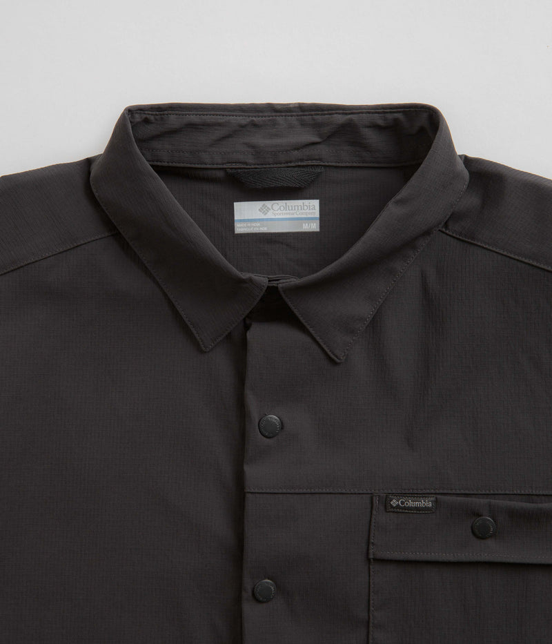 Columbia Landroamer Ripstop Short Sleeve Shirt in Shark