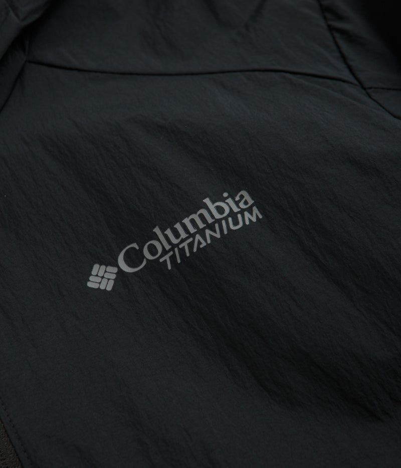Columbia Loop Trail II Windbreaker Jacket in Black