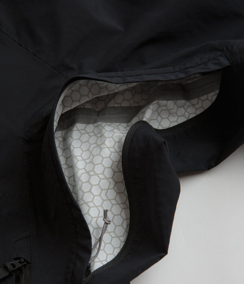Columbia Mazama Trail Shell Jacket in Black