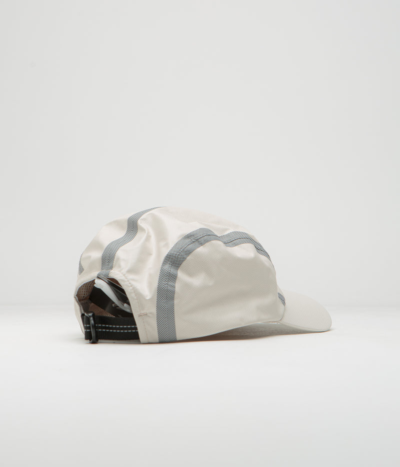 Columbia OutDry Extreme Wyldwood Trail Cap in Dark Stone