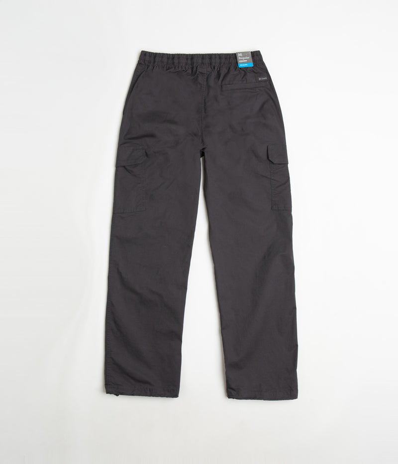 Columbia Rapid Rivers Cargo Pants in Shark