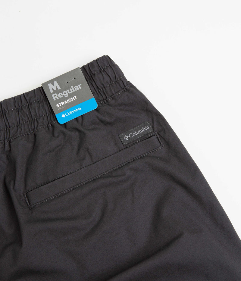Columbia Rapid Rivers Cargo Pants in Shark