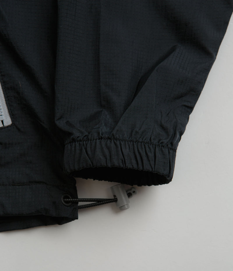 Columbia Riptide Anorak in Black and Columbia Grey / White