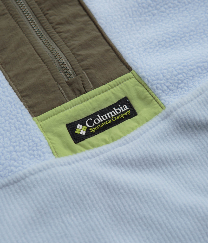 Columbia Riptide Fleece in Whisper and Stone Green / Napa Green