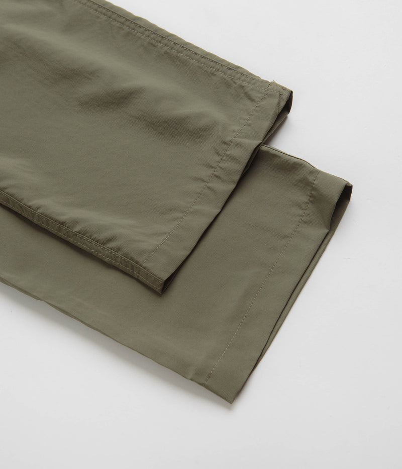 Columbia Silver Ridge Utility Convertible Pants in Stone Green