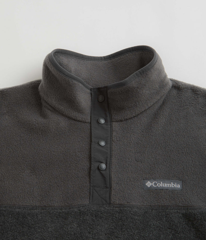Columbia Steens Mountain Half Snap Fleece in Charcoal Heather and Shark