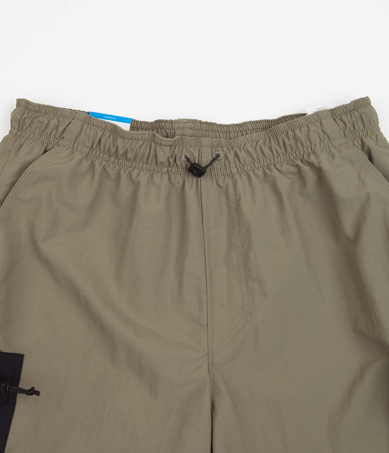Columbia Summerdry Brief 7" Shorts in Stone Green